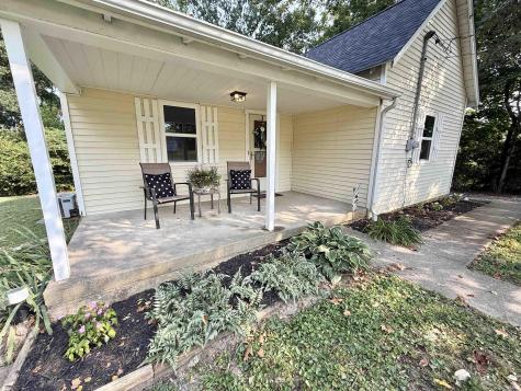 3806 Washington Avenue Bedford IN 47421