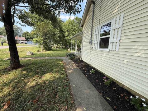 3806 Washington Avenue Bedford IN 47421