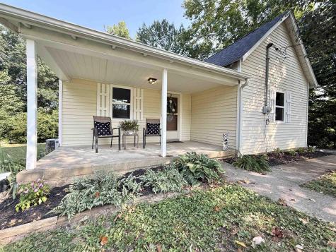 3806 Washington Avenue Bedford IN 47421
