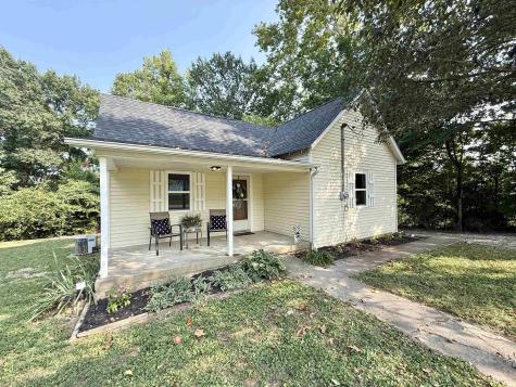 3806 Washington Avenue Bedford IN 47421