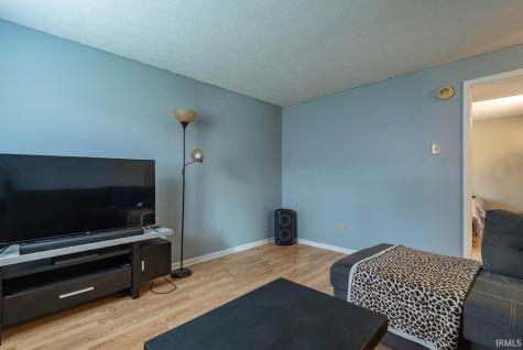 3879 Woodmere Way Bloomington IN 47403