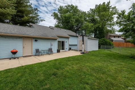 3879 Woodmere Way Bloomington IN 47403