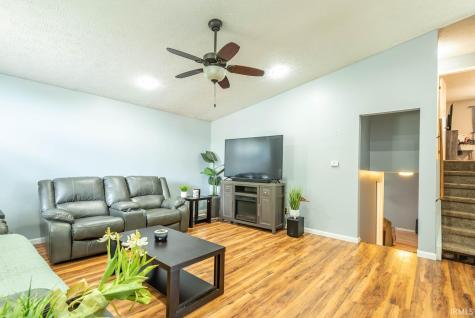 3879 Woodmere Way Bloomington IN 47403