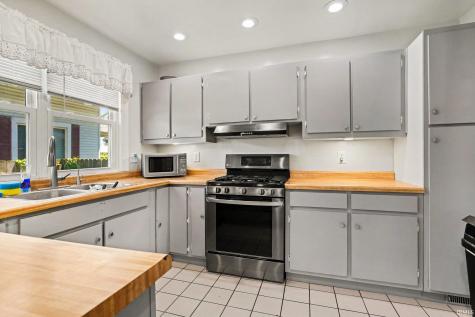 815 E Donald Street South Bend IN 46613