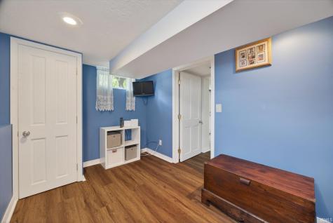291 W Davis Street Bloomfield IN 47424