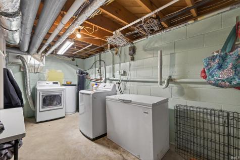 291 W Davis Street Bloomfield IN 47424