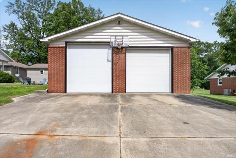 291 W Davis Street Bloomfield IN 47424