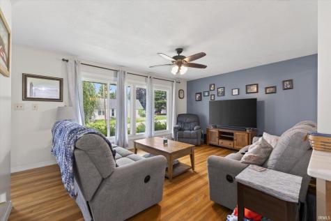 291 W Davis Street Bloomfield IN 47424
