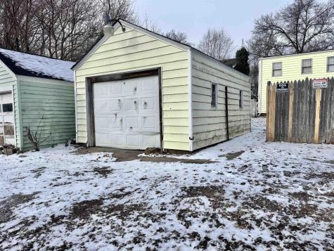 3517 Robinwood Drive Fort Wayne IN 46806