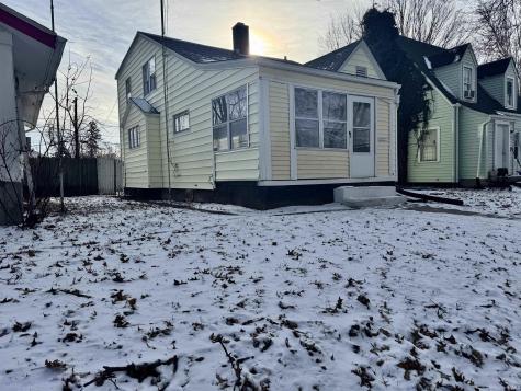 3517 Robinwood Drive Fort Wayne IN 46806
