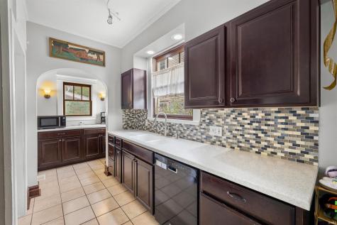 204 E Diamond Street Kendallville IN 46755