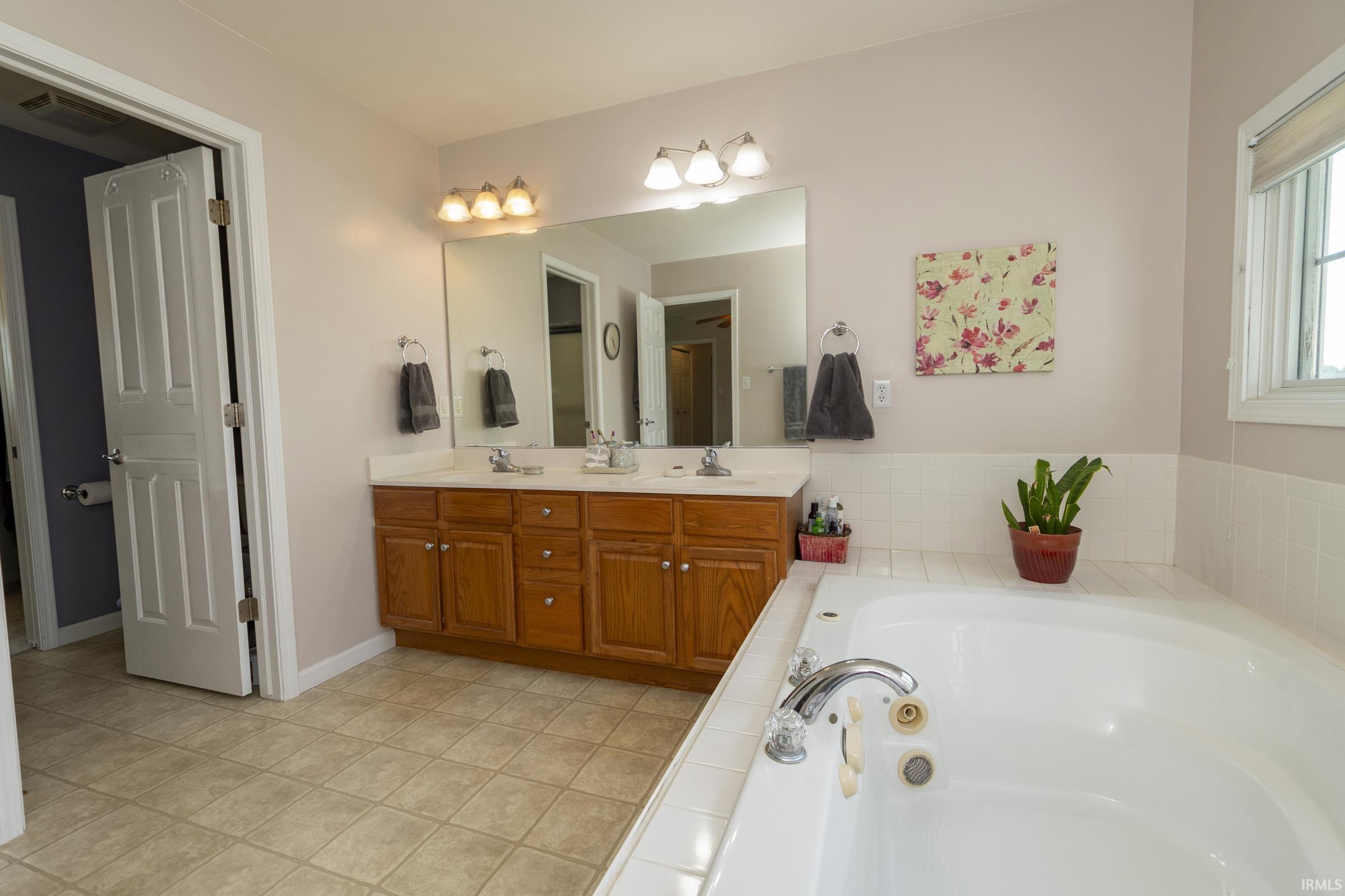 51328 Gilroy Court Granger IN 46530