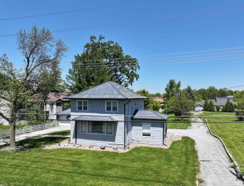 321 E 13th Street Winamac IN 46996