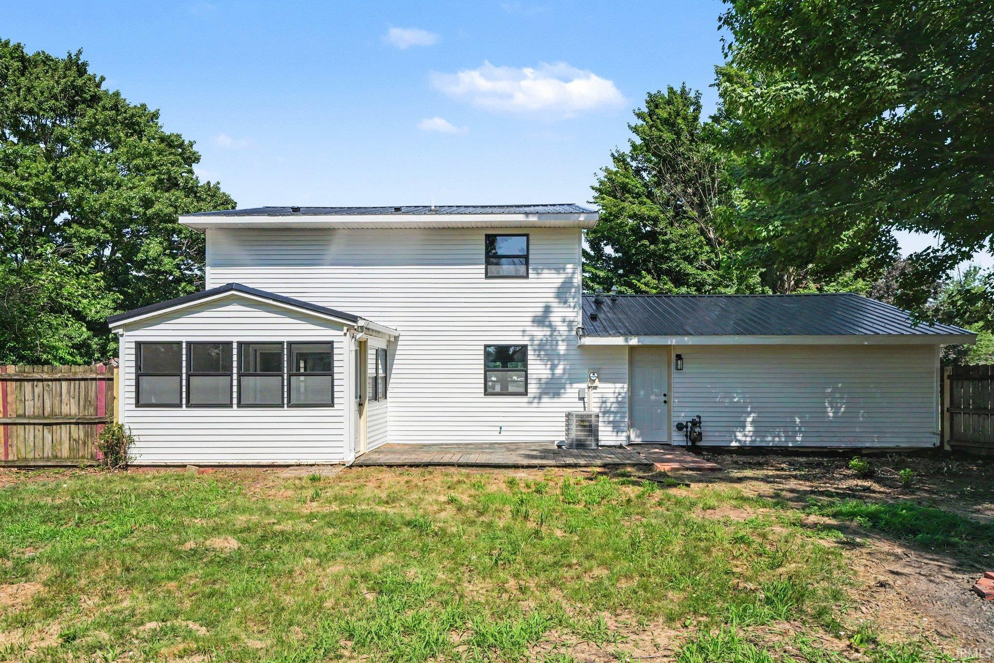 21 Barberry Drive Osceola IN 46561