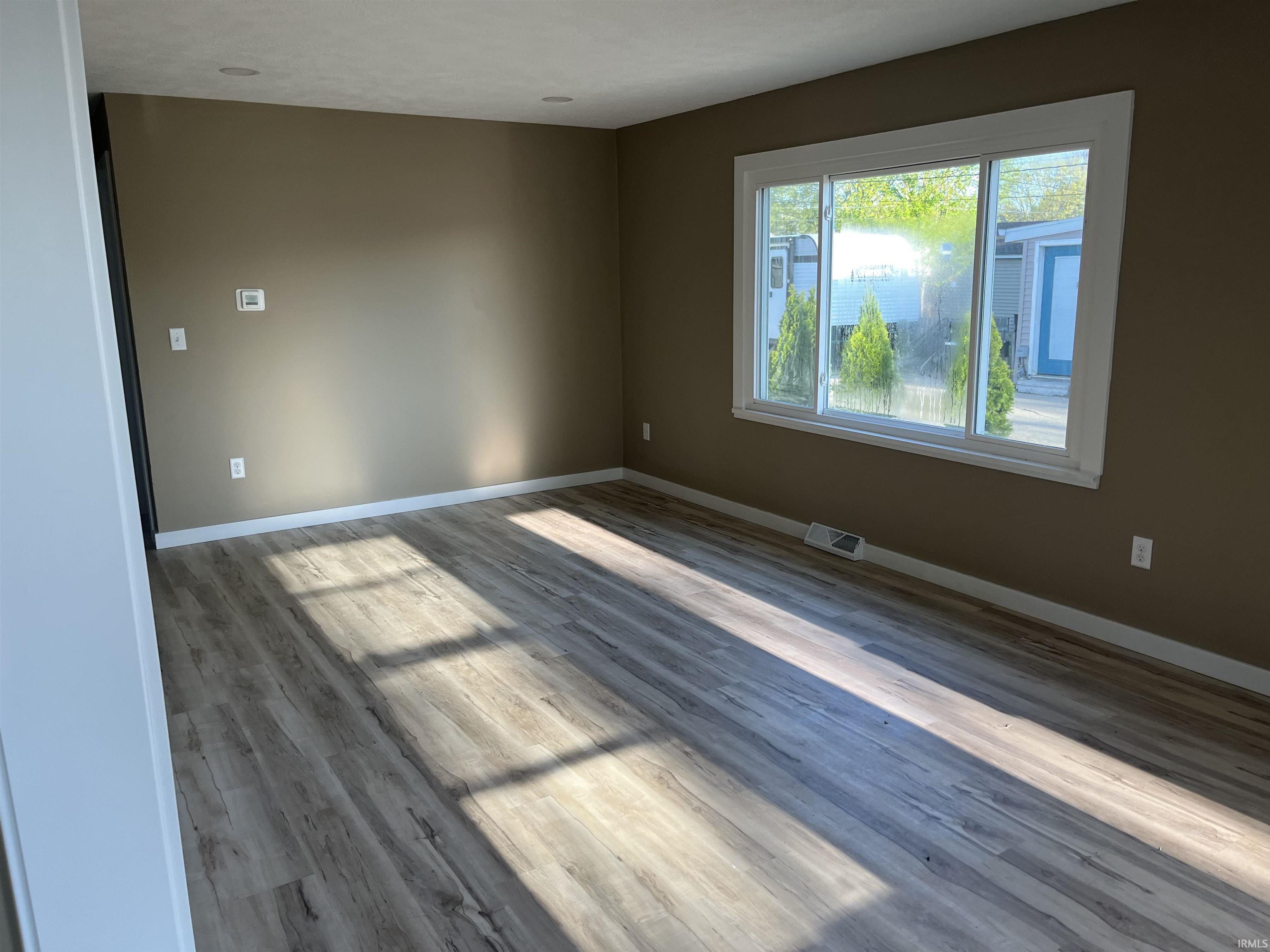 1413 N Wellington Street South Bend IN 46628