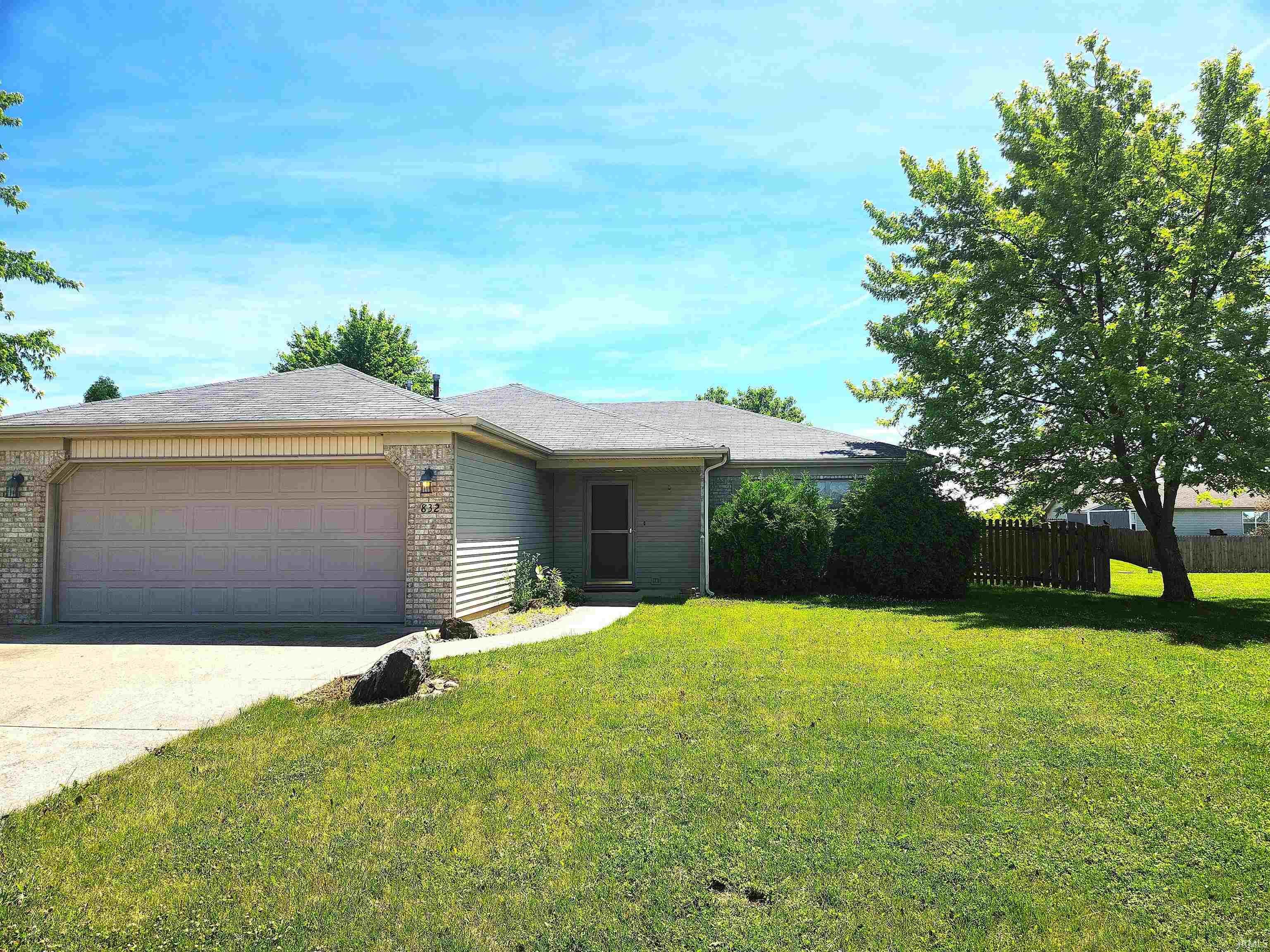 832 N Thresher Run Churubusco IN 46723