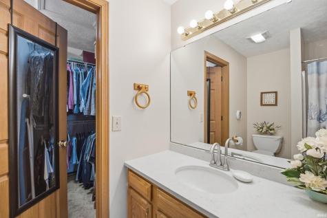 1624 Waterstone Drive Lafayette IN 47909
