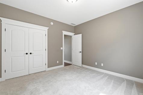 2906 Leon Cove Fort Wayne IN 46845