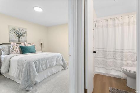 2205 Parkview Place South Bend IN 46616