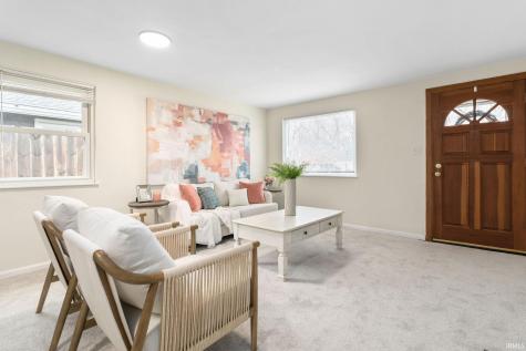 2205 Parkview Place South Bend IN 46616