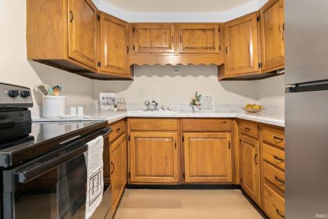 2205 Parkview Place South Bend IN 46616