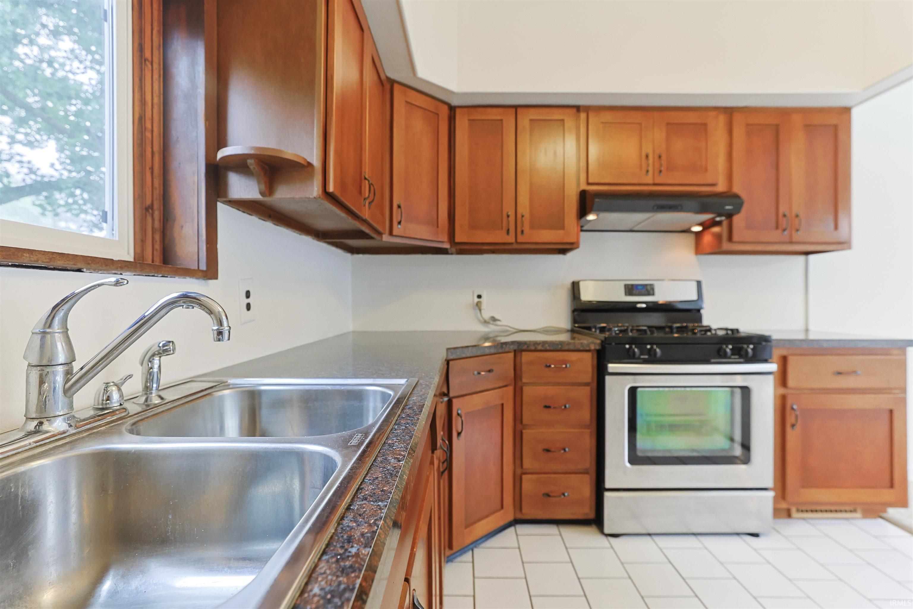 1017 S 26th Street South Bend IN 46615