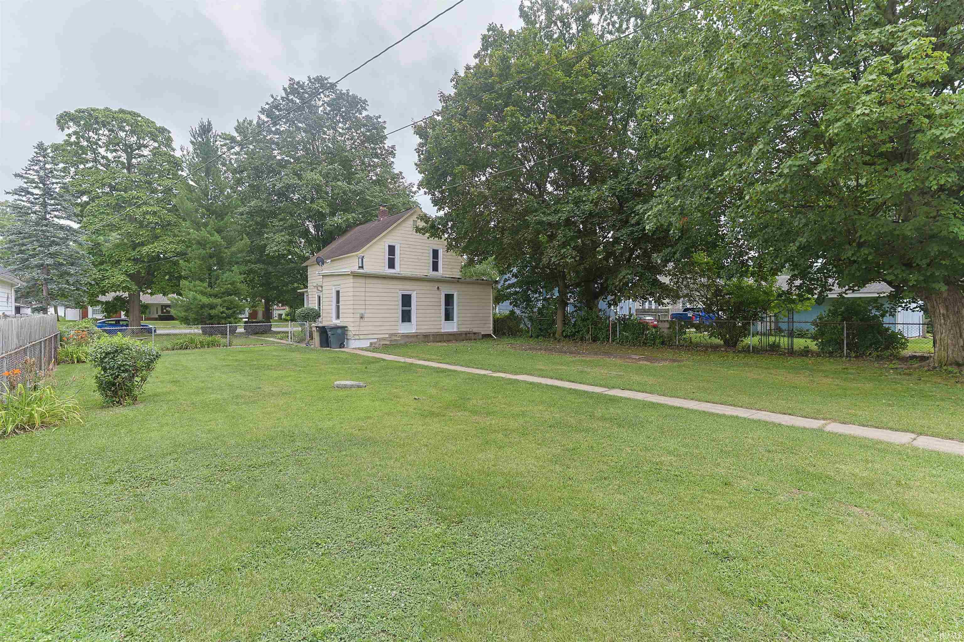 1017 S 26th Street South Bend IN 46615