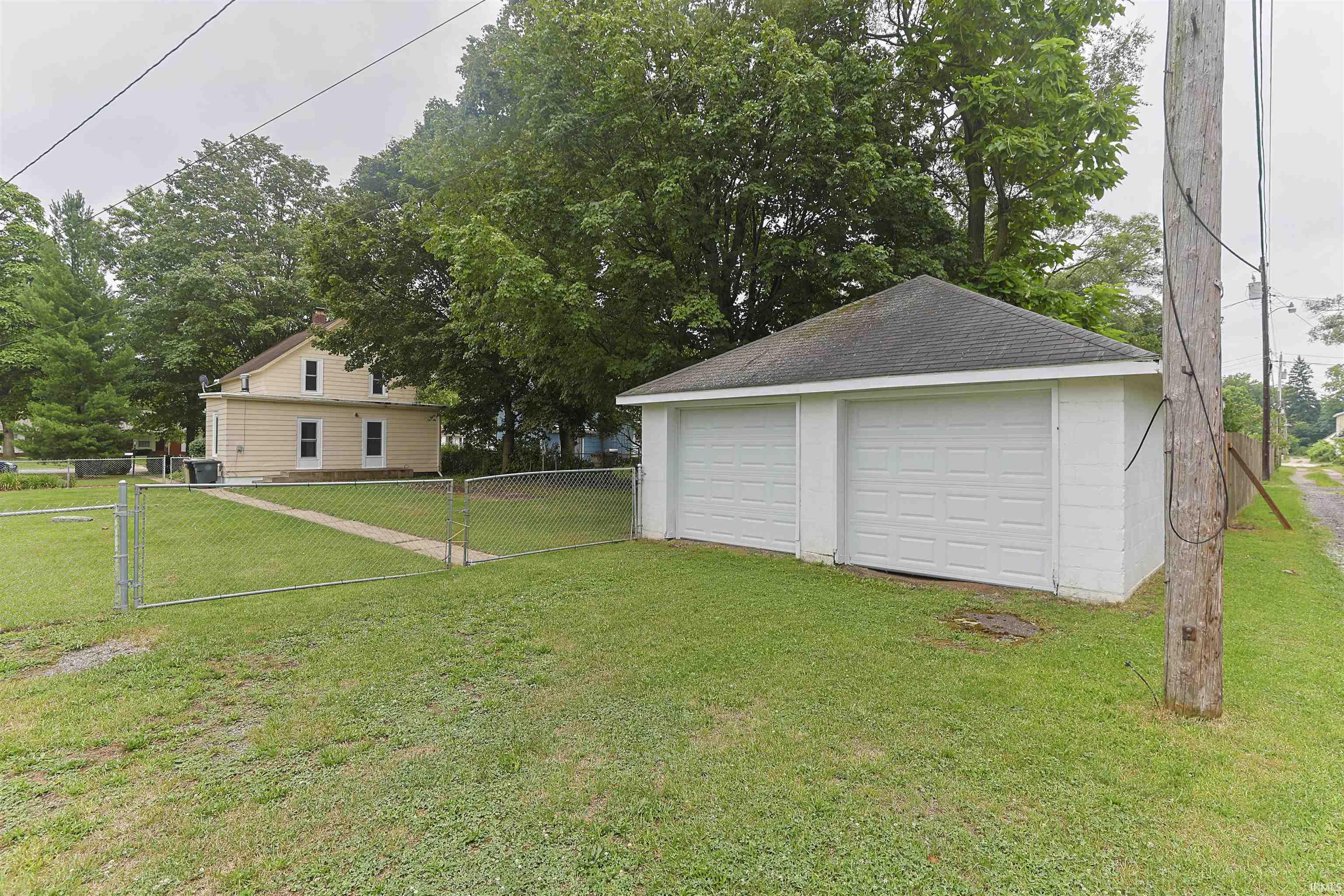 1017 S 26th Street South Bend IN 46615