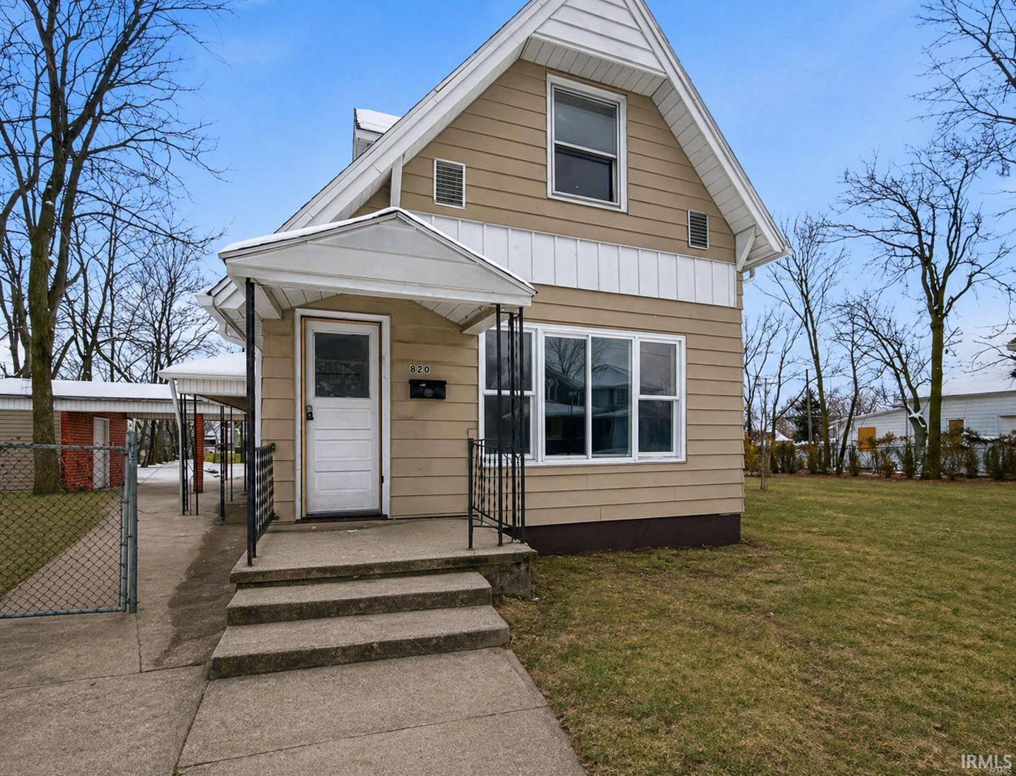 820 E Lewis Street Fort Wayne IN 46803