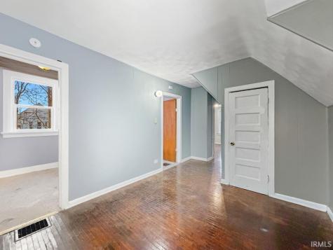 820 E Lewis Street Fort Wayne IN 46803