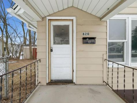 820 E Lewis Street Fort Wayne IN 46803
