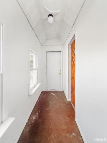820 E Lewis Street Fort Wayne IN 46803