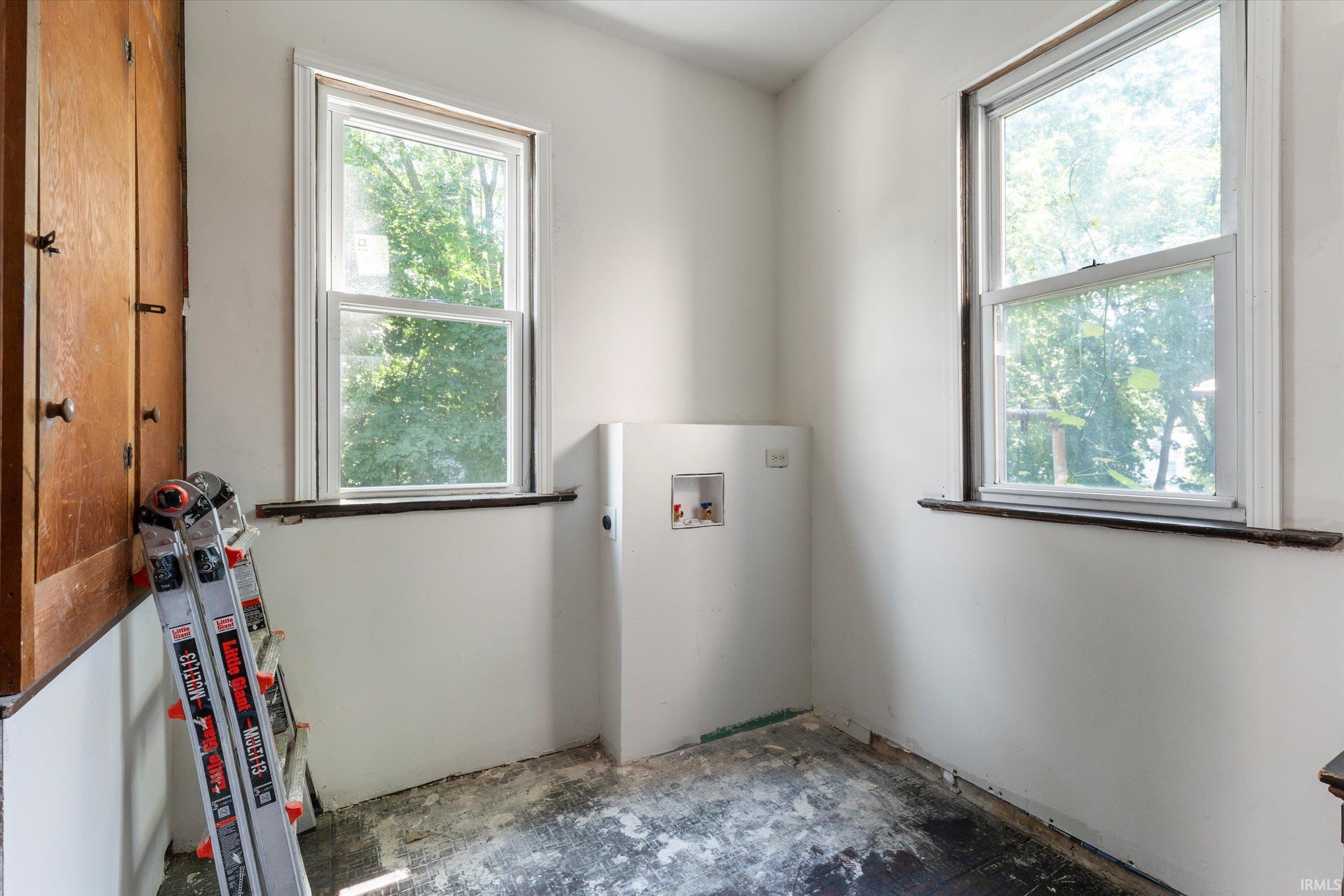 1022 E Colfax Avenue South Bend IN 46617