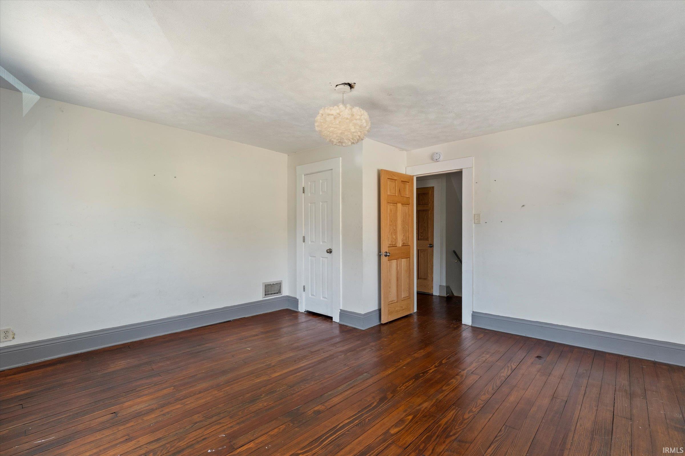 1022 E Colfax Avenue South Bend IN 46617