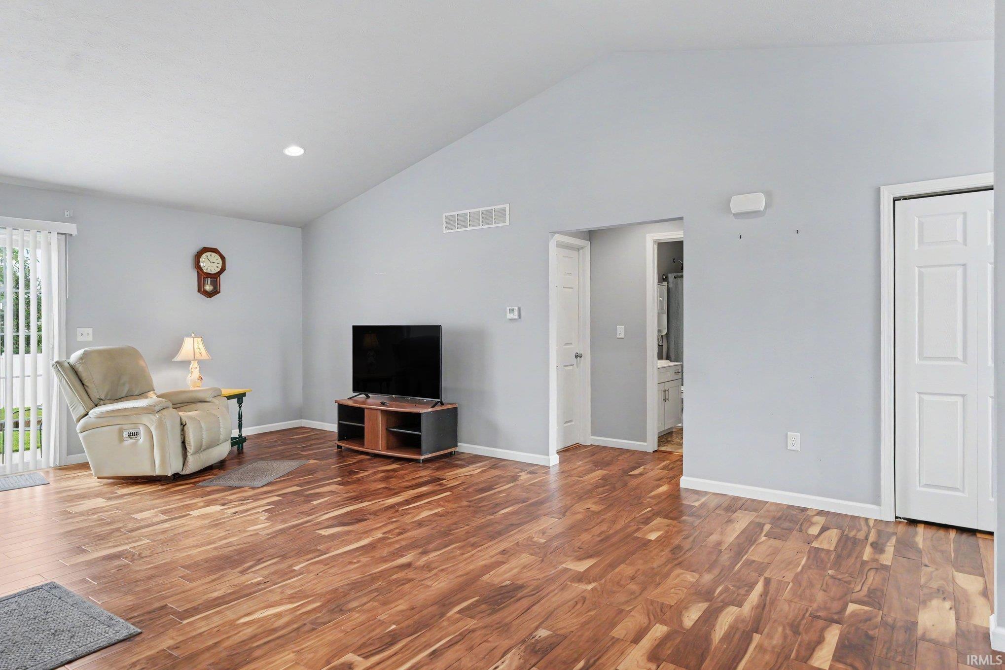 51776 Cresswell Drive South Bend IN 46628