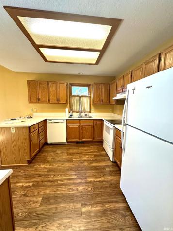 1636 Monet Cove Fort Wayne IN 46845