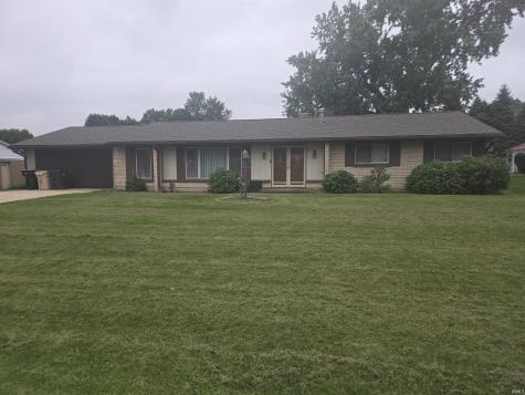 1326 Roelke Drive South Bend IN 46614