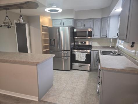 1326 Roelke Drive South Bend IN 46614