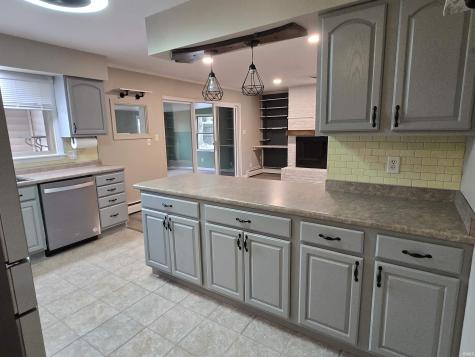 1326 Roelke Drive South Bend IN 46614
