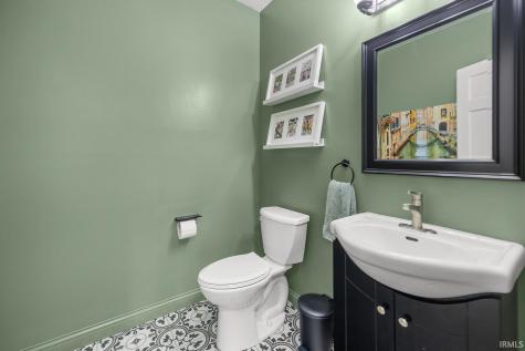 1624 Cottonwood Circle Lafayette IN 47905