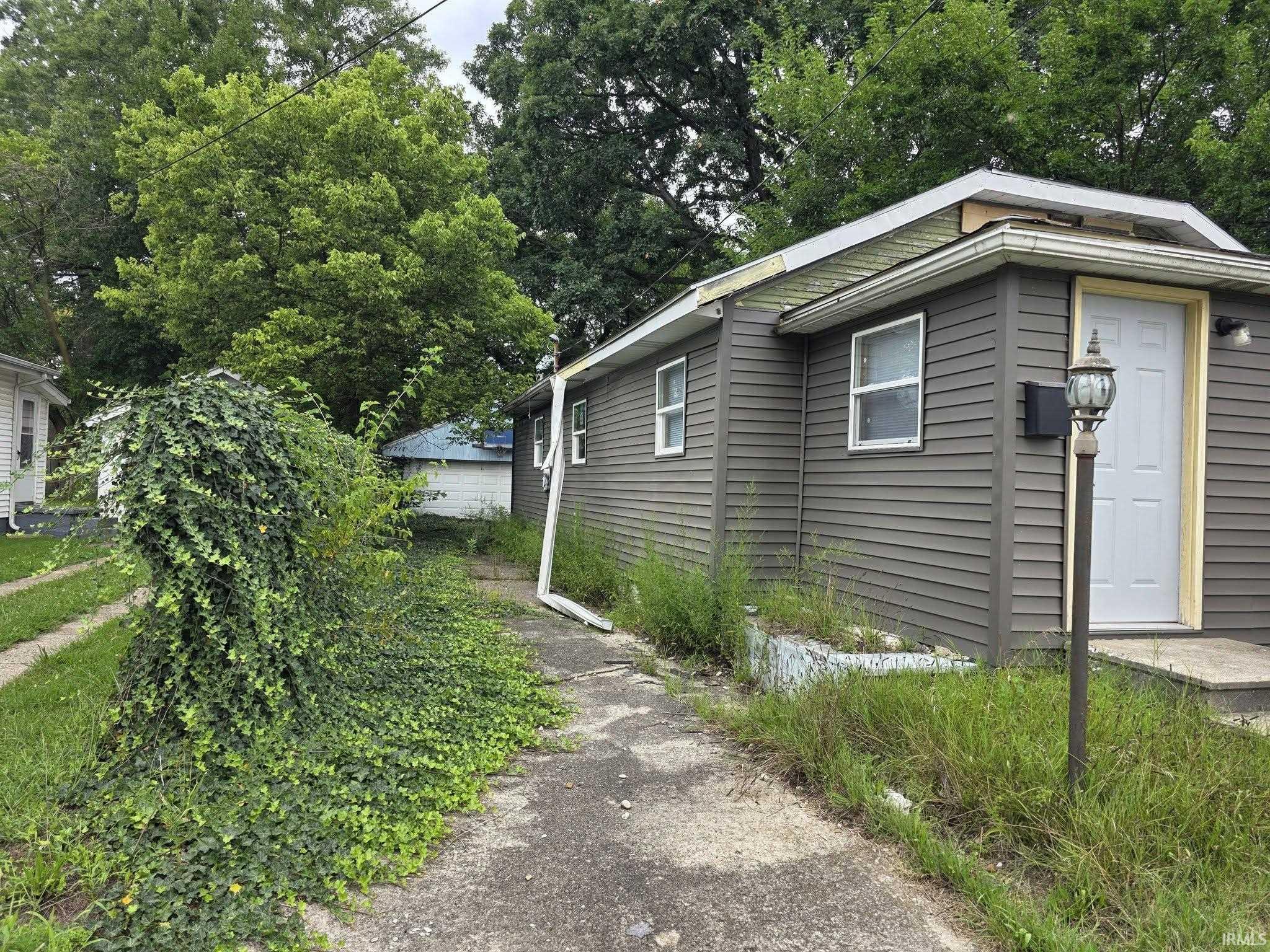 1717 Robinson Street South Bend IN 46613