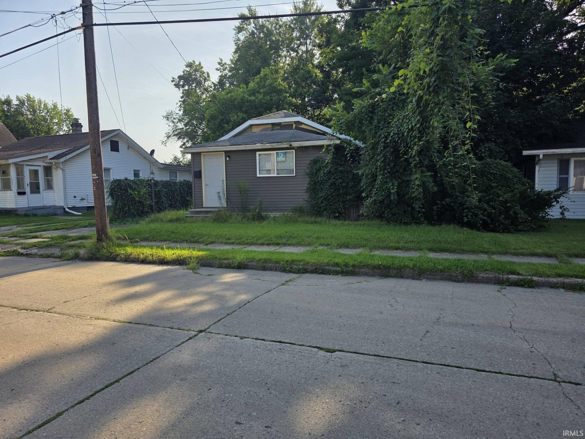 1717 Robinson Street South Bend IN 46613