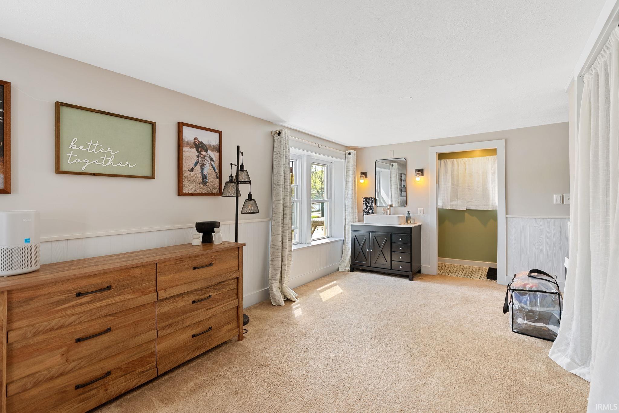 203 W Berry Street Middlebury IN 46540