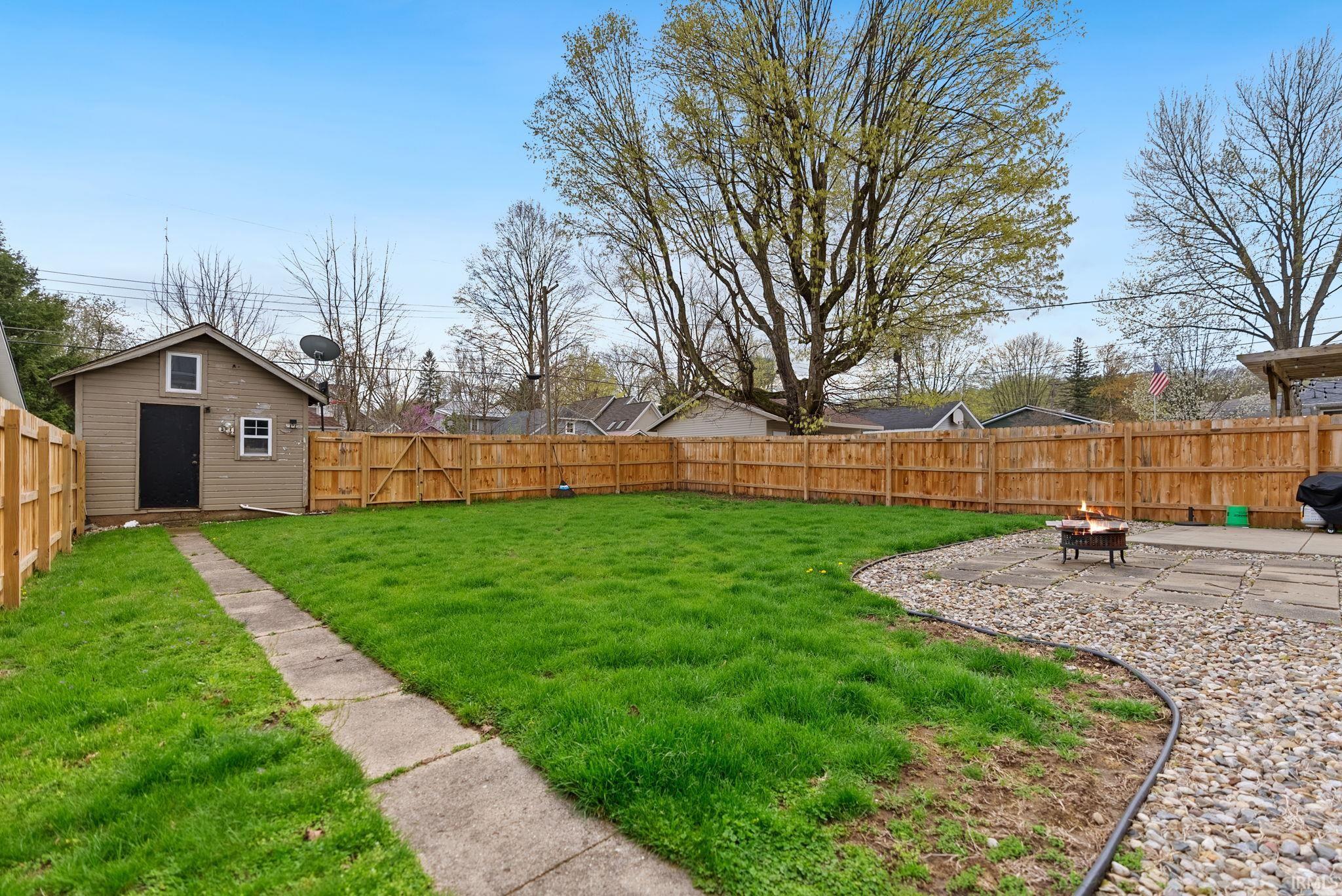 203 W Berry Street Middlebury IN 46540