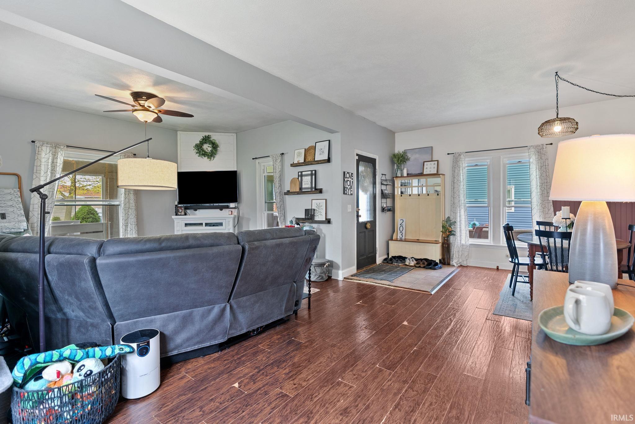 203 W Berry Street Middlebury IN 46540