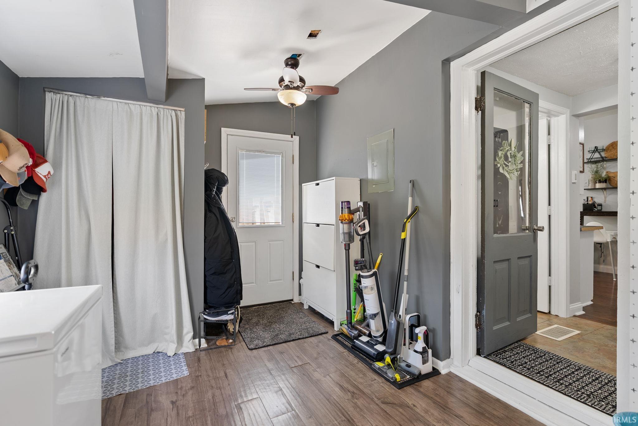 203 W Berry Street Middlebury IN 46540
