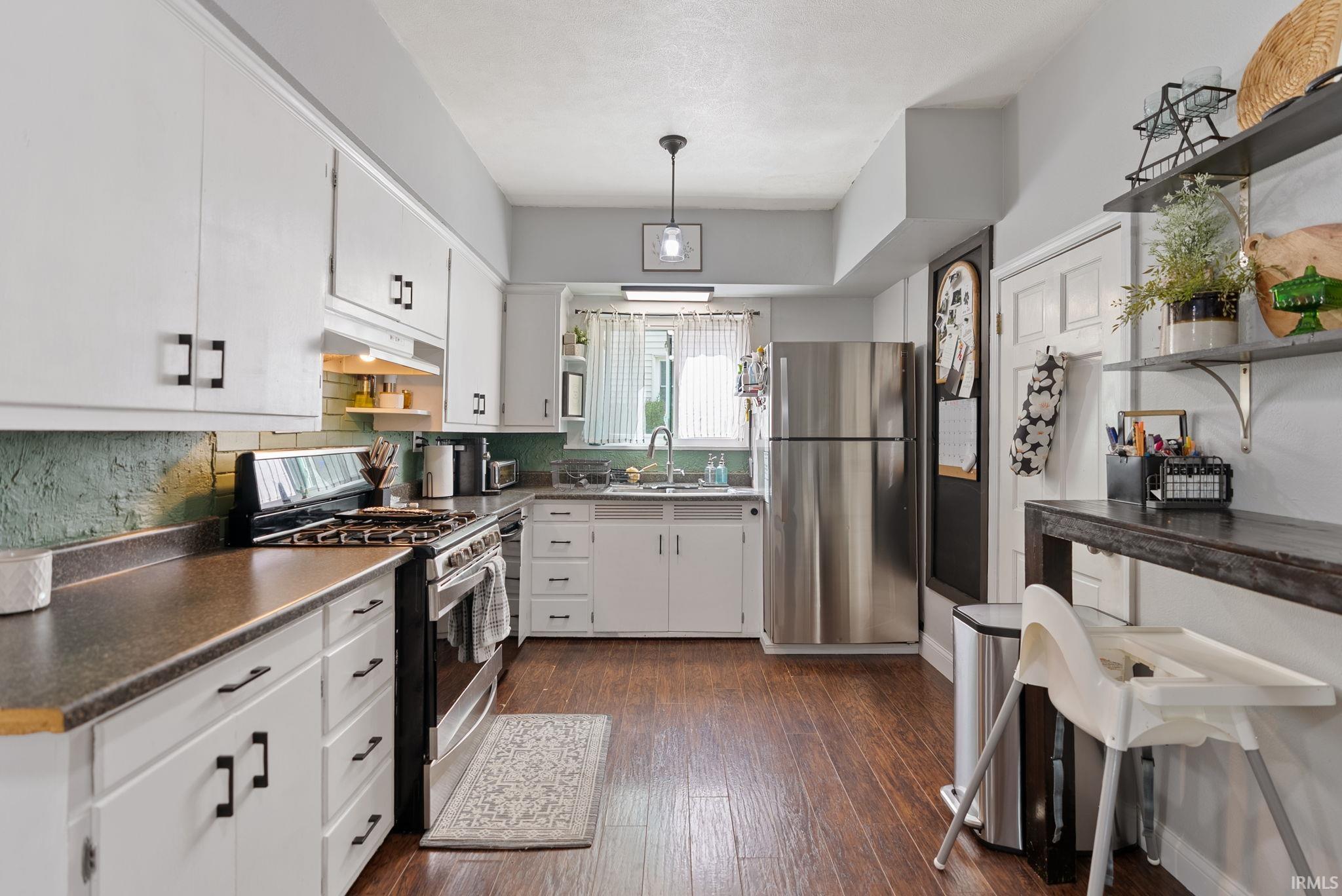 203 W Berry Street Middlebury IN 46540