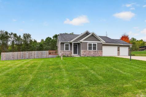 1877 E Boulder Drive Warsaw IN 46582