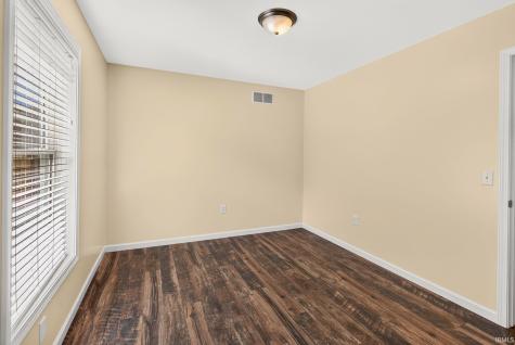 1877 E Boulder Drive Warsaw IN 46582