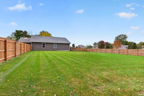 1877 E Boulder Drive Warsaw IN 46582